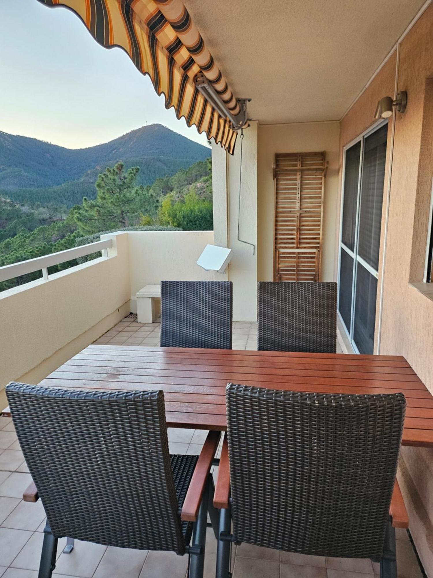 Appartement Cote d`Azur - Mandelieu à Théoule-sur-Mer Extérieur photo