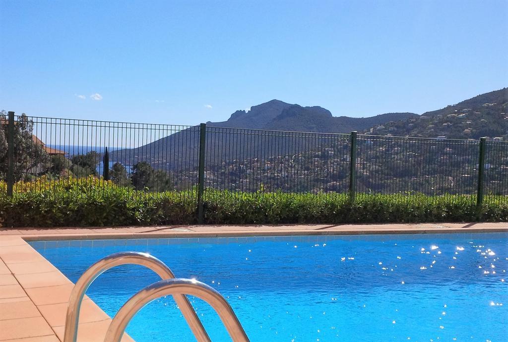 Appartement Cote d`Azur - Mandelieu à Théoule-sur-Mer Extérieur photo